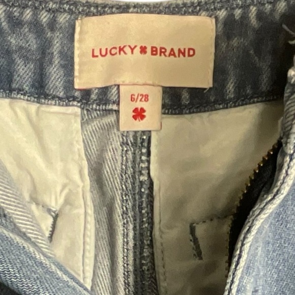Lucky Brand Liquid Denim Luxe Cargo Jeans - Picture 13 of 14